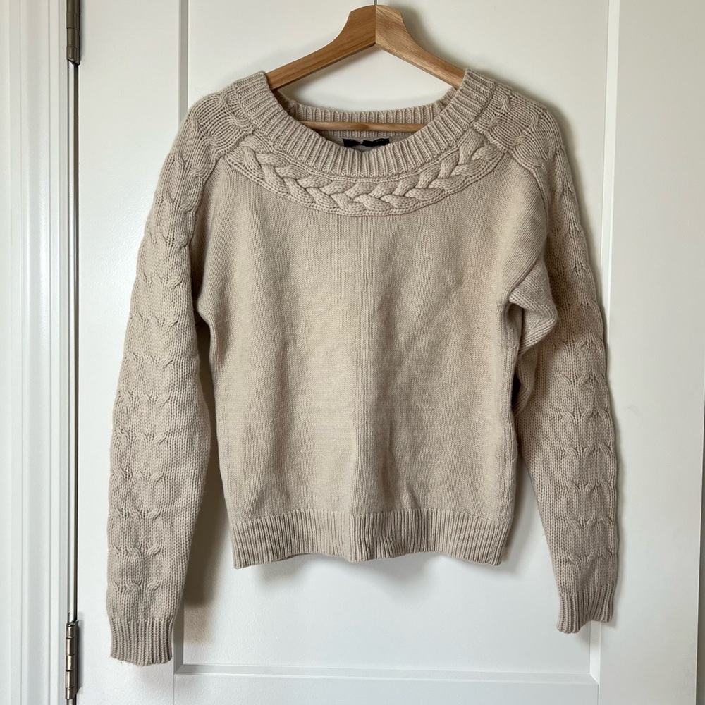 Ann Taylor “With Cashmere” Wool Blend Cream/Beige Cable Knit Sweater 🕊️ 🤍🦙